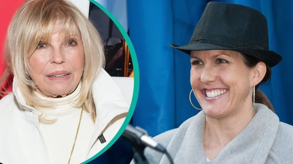 Amanda Kate Lambert , nancy sinatra